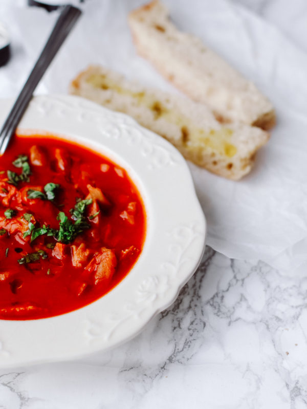 Zupa pomidorowa z pieczarkami i chorizo